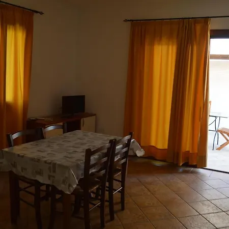 Appartamenti Lu Fraili San Teodoro  Exterior photo
