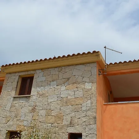Appartamenti Lu Fraili San Teodoro  Exterior photo