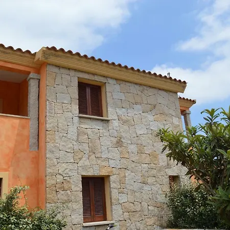Appartamenti Lu Fraili San Teodoro  Exterior photo